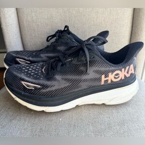 Hoka Clifton 9 Womens Size 9.5B Black Rose Gold Mesh Upper Lace Up Sneaker Shoes